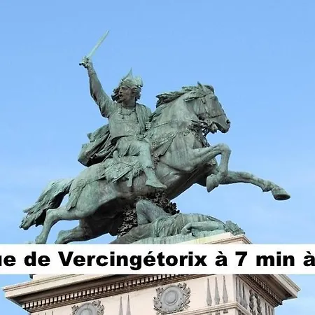 アパート Vercingetorix